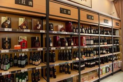 豪爽丨華致名酒庫即將開業(yè)，500瓶進(jìn)口紅酒免費(fèi)送！這家店要被常平人搬空了！